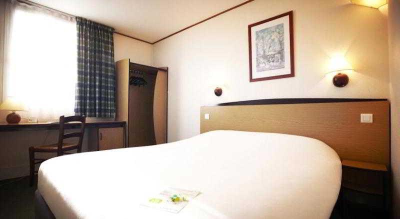 Hotel Campanile Périgueux - Boulazac Esterno foto