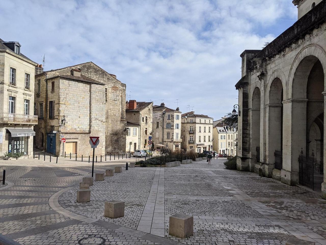 Hotel Campanile Périgueux - Boulazac Esterno foto